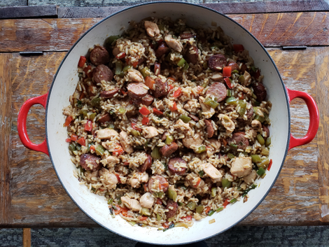 Illustration for article titled Jambalaya tips, tricks, and secrets from the New Orleans food authority